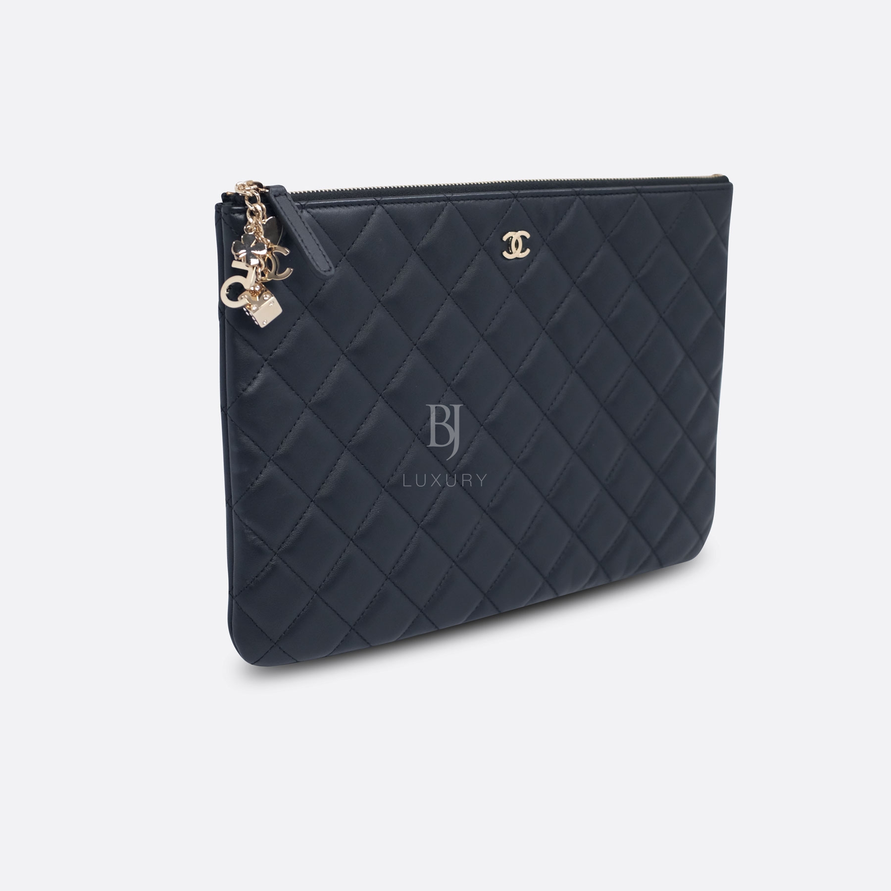 CHANEL CLUTCH BLACK LAMBSKIN