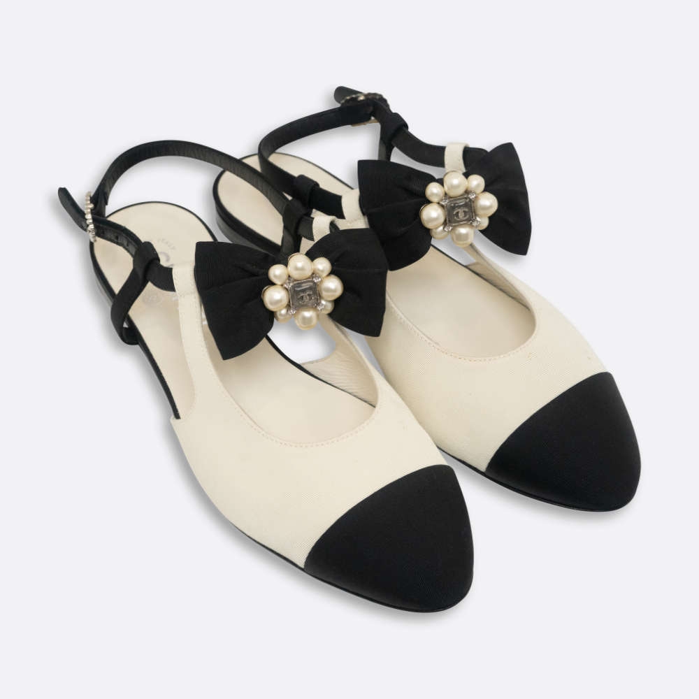 CHANEL SHOES 39 BLACK, WHITE SATIN