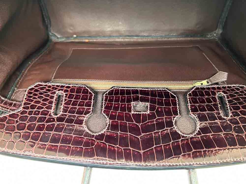 HERMES-BIRKIN-35-BORDEAUX-POROSUSCROCODILE-Photo 5-2-25, 12 50 47 PM.jpg