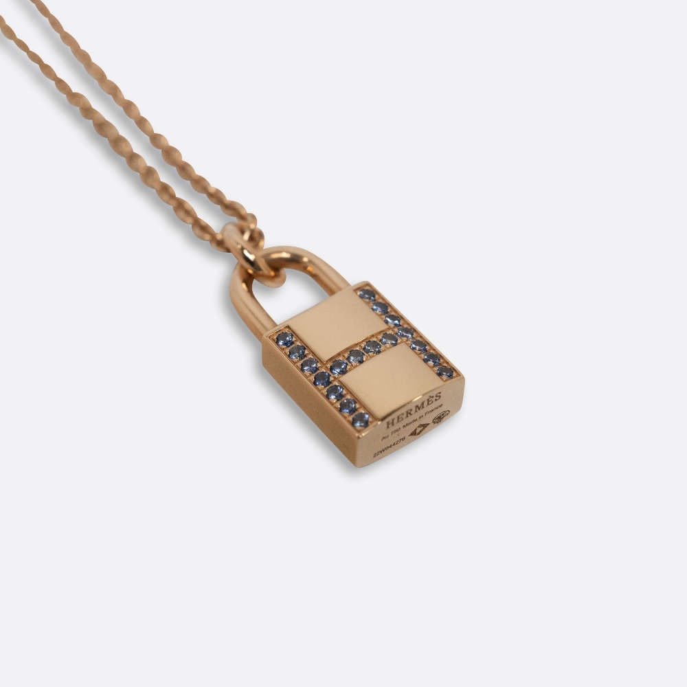 HERMES PENDANT KELLY CADENAS BLEU SAPPHIRE 18K ROSE GOLD