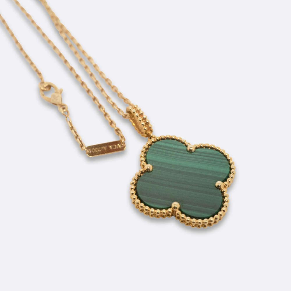 VAN CLEEF AND ARPELS MAGIC ALHAMBRA PENDANT MALACHITE 18K GOLD