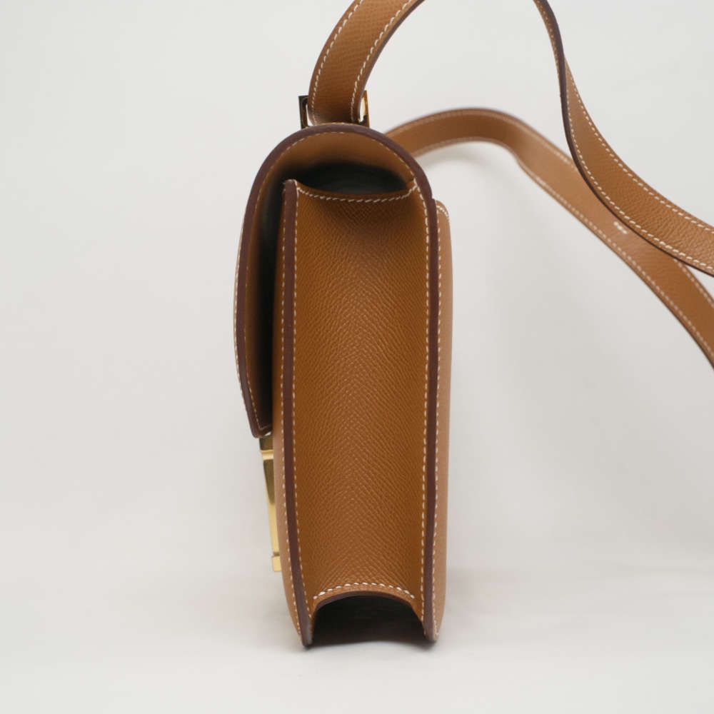 HERMES-CONSTANCE-1-24-GOLD-EPSOM-7327 side.jpg