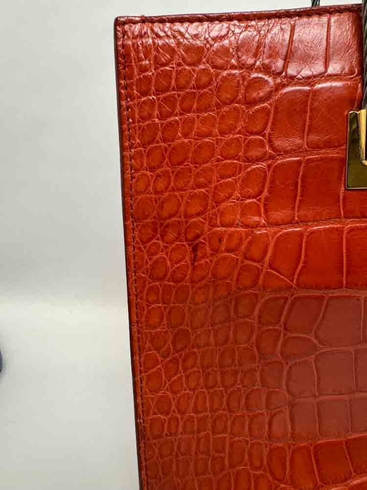 BALENCIAGA-CABLETOTE-ORANGE-ALLIGATOR-Photo 19-2-25, 4 53 18 PM.jpg