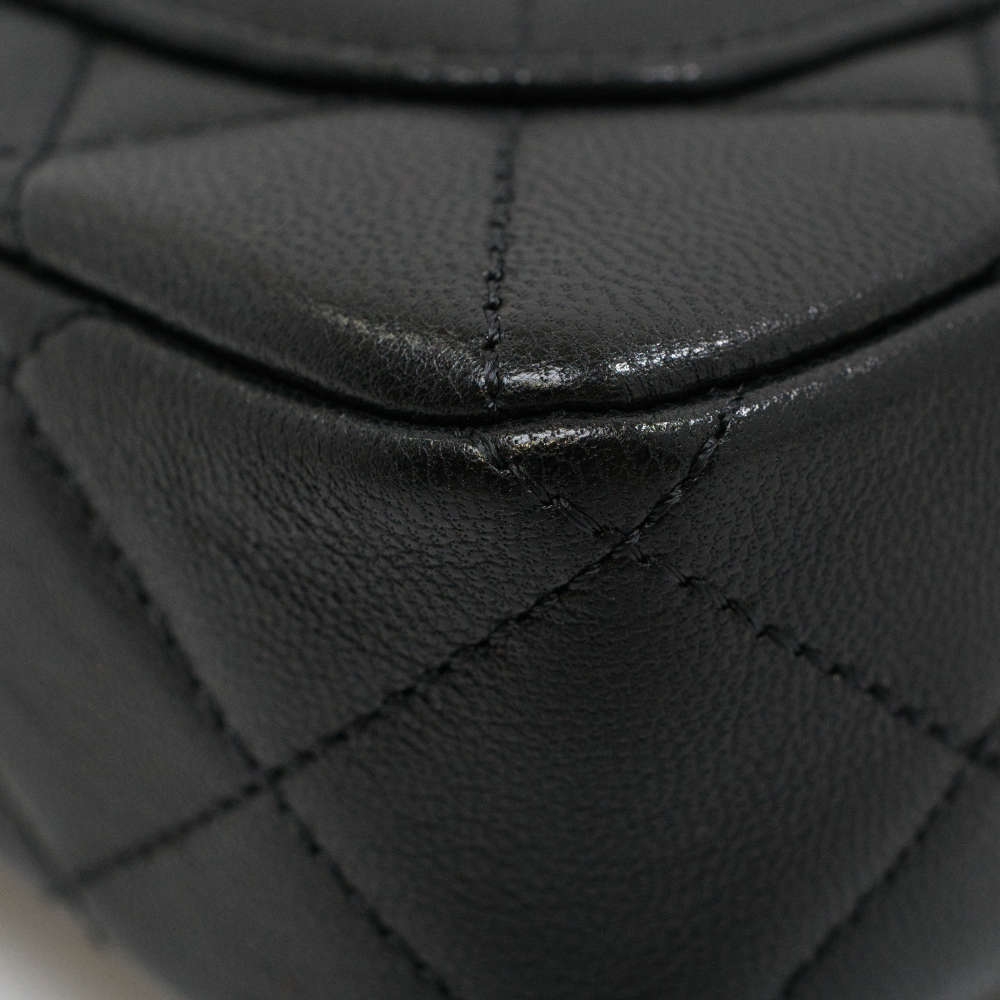CHANEL-FLAPBAG-SMALL-BLACK-CAVIAR-5359 corner4.jpg