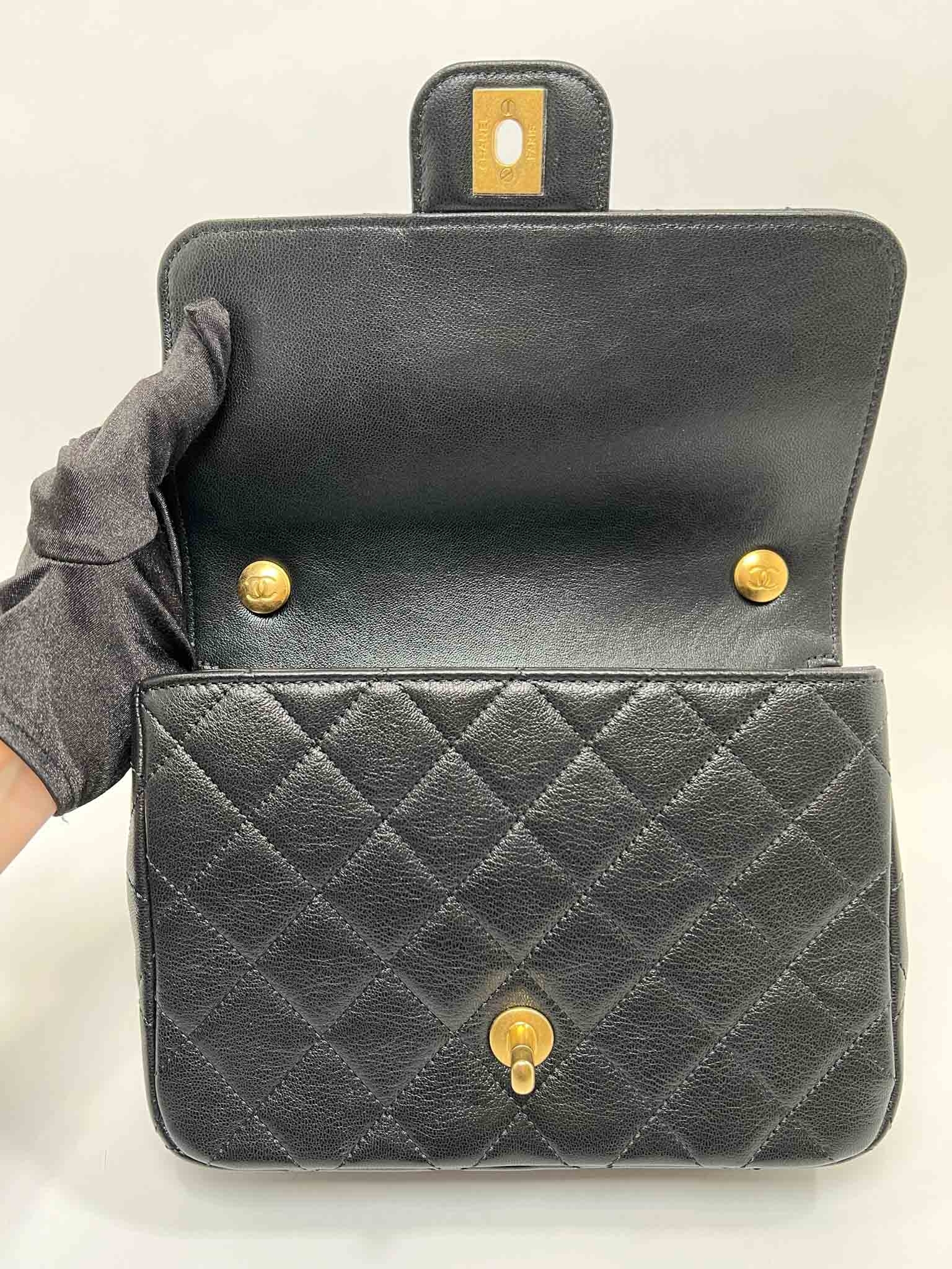 CHANEL-FLAPBAG-SMALL-BLACK-CAVIAR-Photo 11-7-23, 10 55 44 AM.jpg