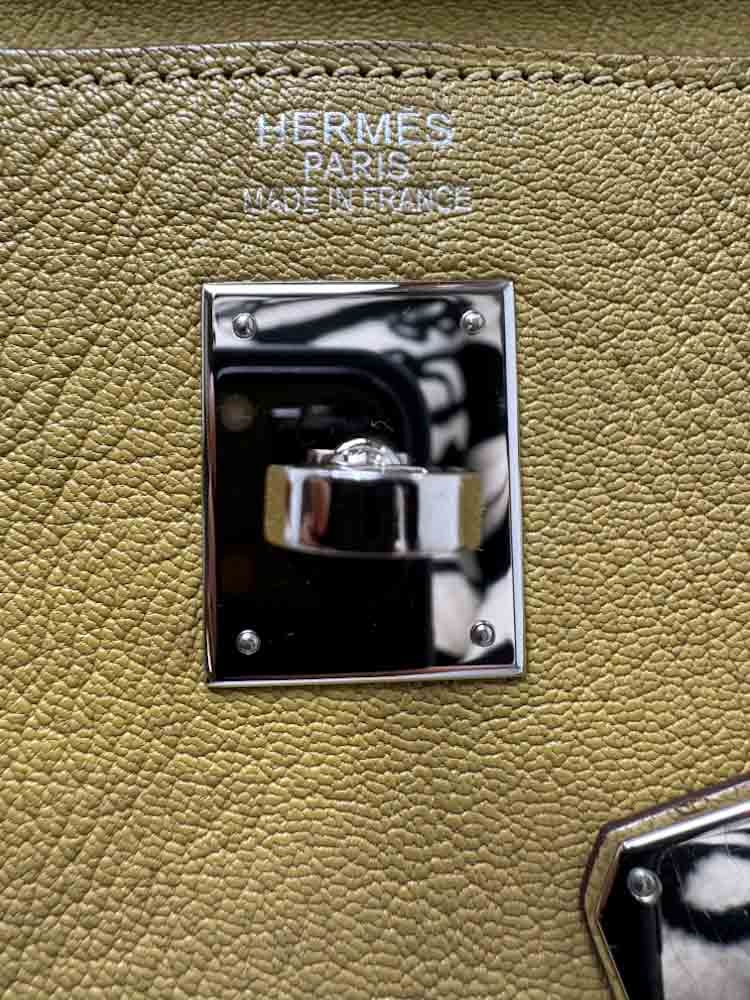 HERMES-KELLYRETOURNE-35-VERTCHARTREUSE-CHEVREMYSORE-Photo 13-9-25, 5 55 46 PM.jpg