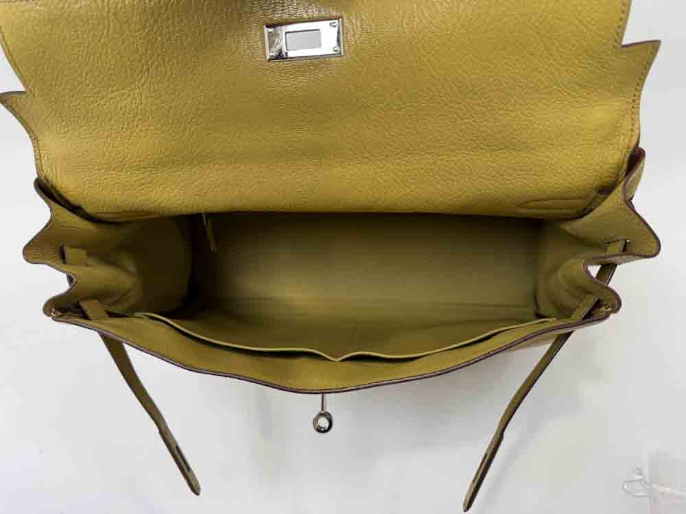 HERMES-KELLYRETOURNE-35-VERTCHARTREUSE-CHEVREMYSORE-Photo 13-9-25, 6 07 58 PM.jpg