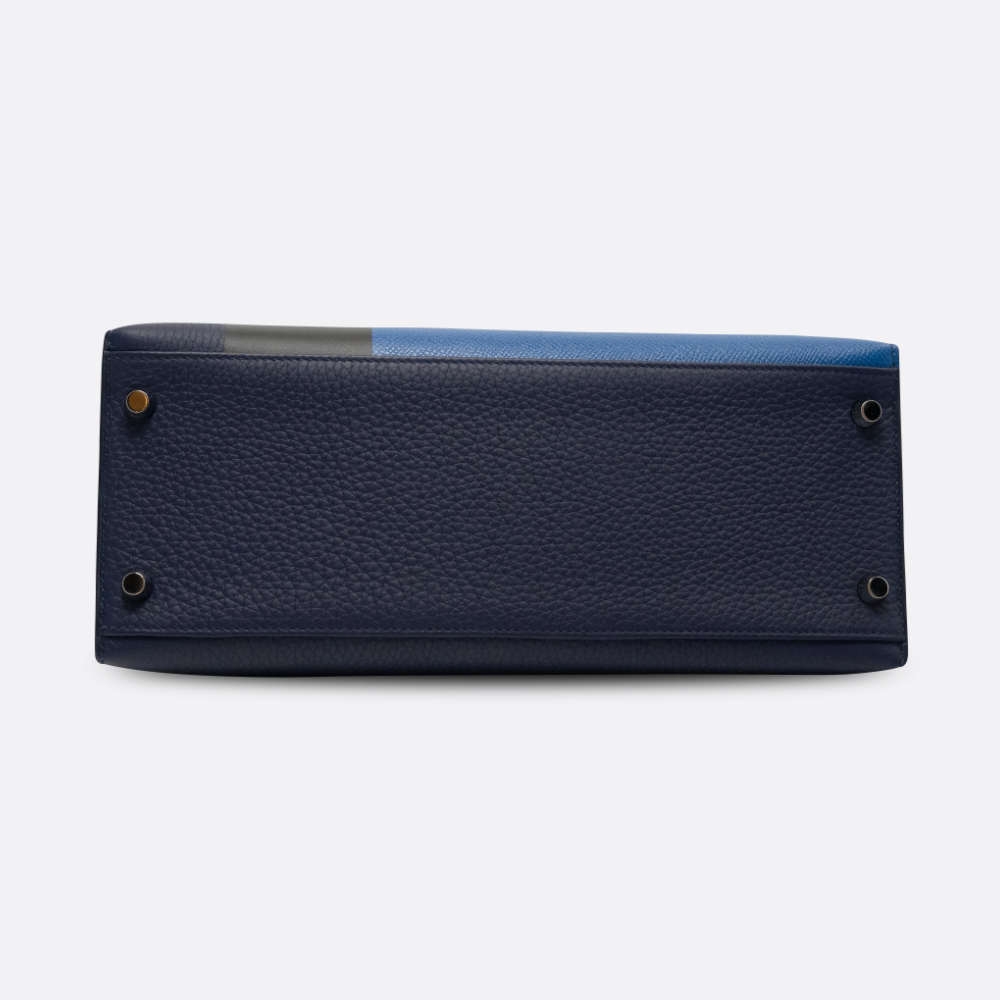HERMES-KELLYLETTRE-28-BLEUENCRE-CLEMENCE-7686 base.jpg