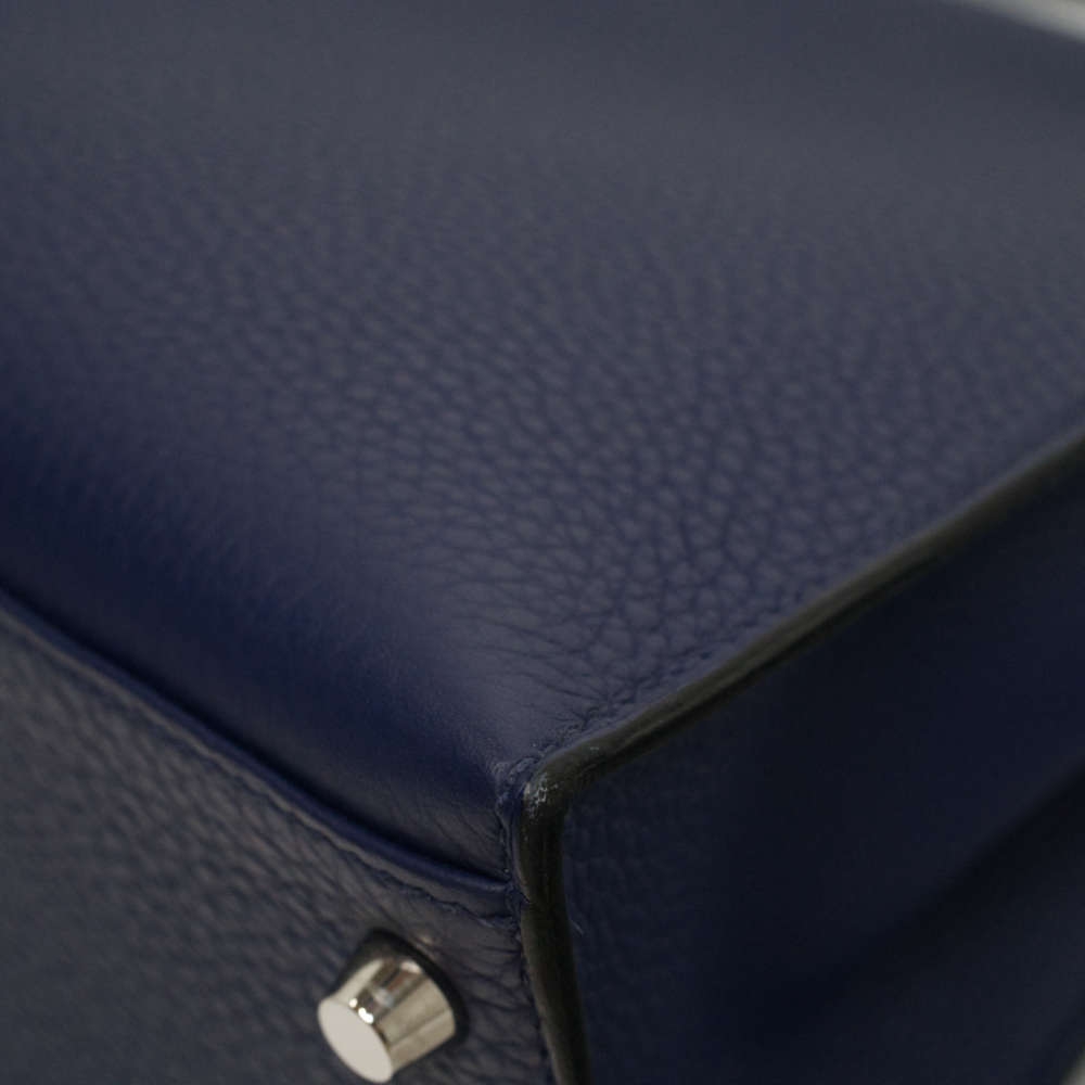 HERMES-KELLYLETTRE-28-BLEUENCRE-CLEMENCE-7686 corner4.jpg