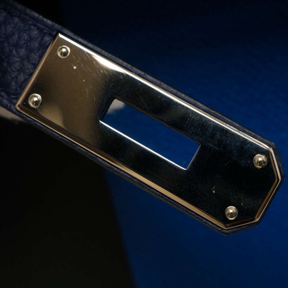 HERMES-KELLYLETTRE-28-BLEUENCRE-CLEMENCE-7686 hw.jpg