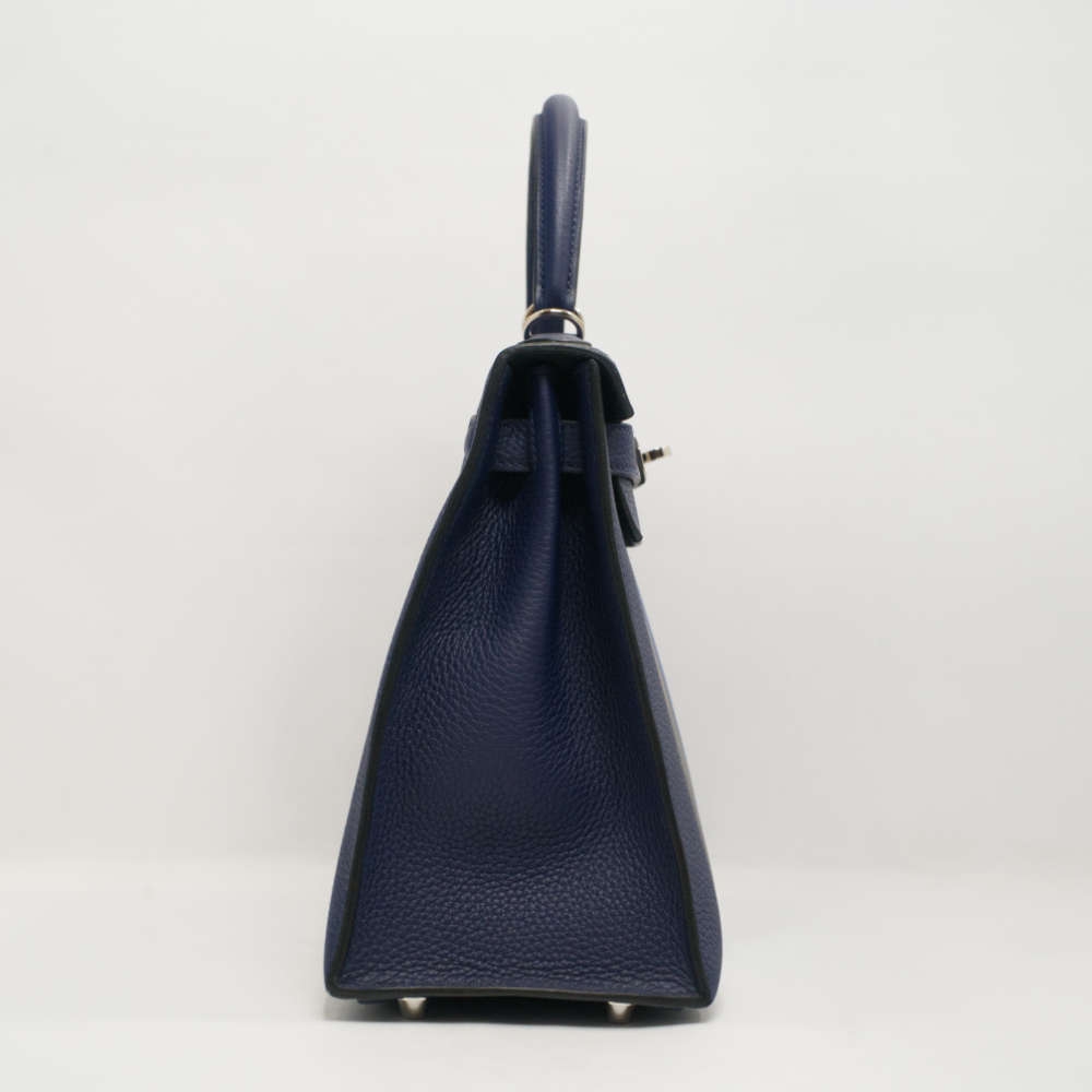 HERMES-KELLYLETTRE-28-BLEUENCRE-CLEMENCE-7686 side.jpg