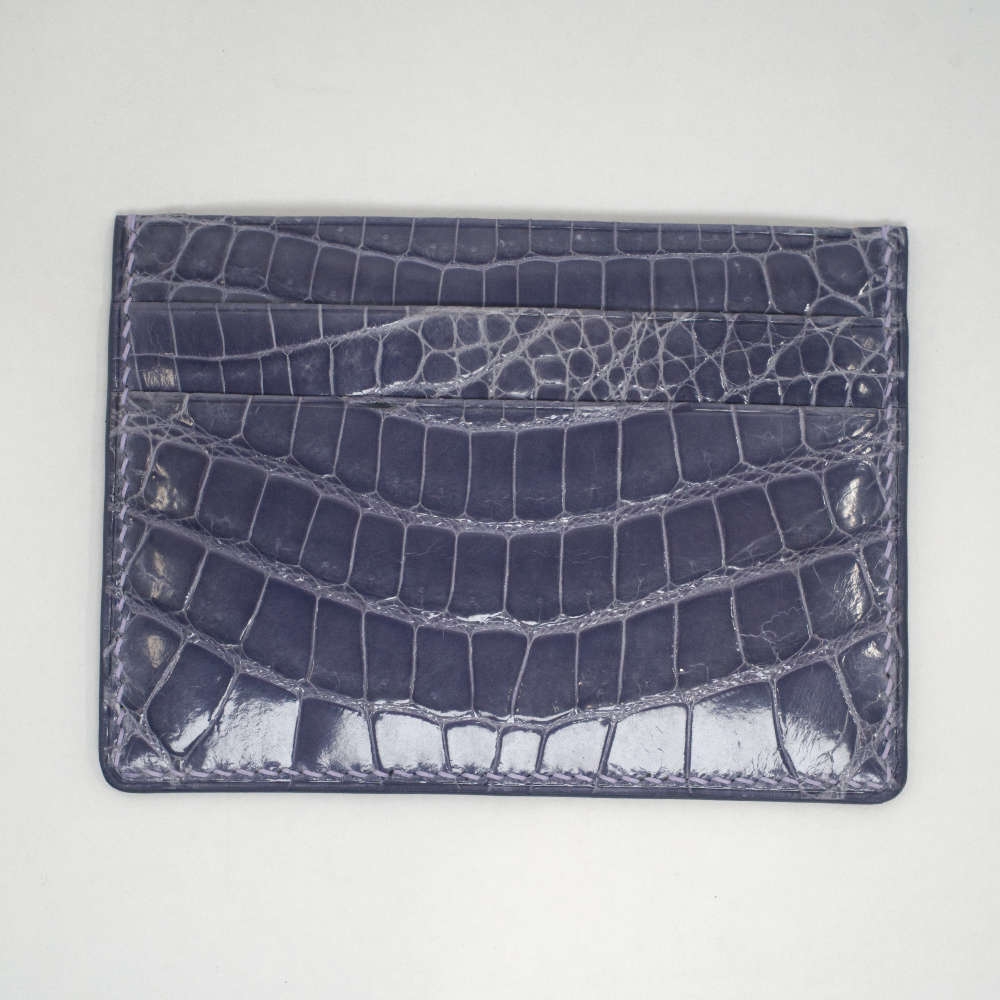 BJL-CARDHOLDER-IRIS-CROCODILE-7638 front.jpg