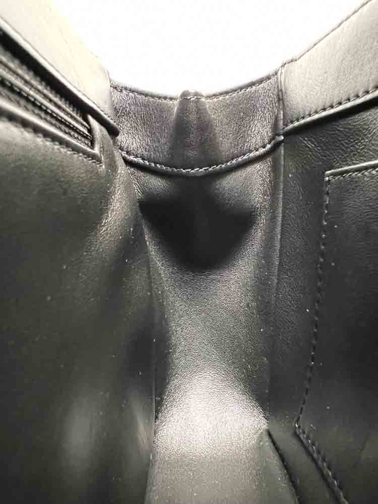 CHANEL-FLAPBAG-MEDIUM-SOBLACK-LAMBSKIN-IMG_1384_jpg.jpg