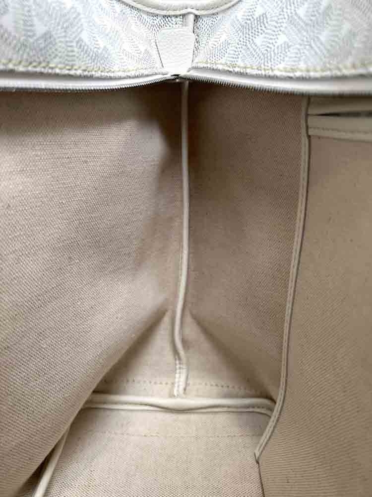 GOYARD-SAINTLOUISTOTEBAG-PM-WHITE-COATEDCANVAS-IMG_1216_jpg.jpg