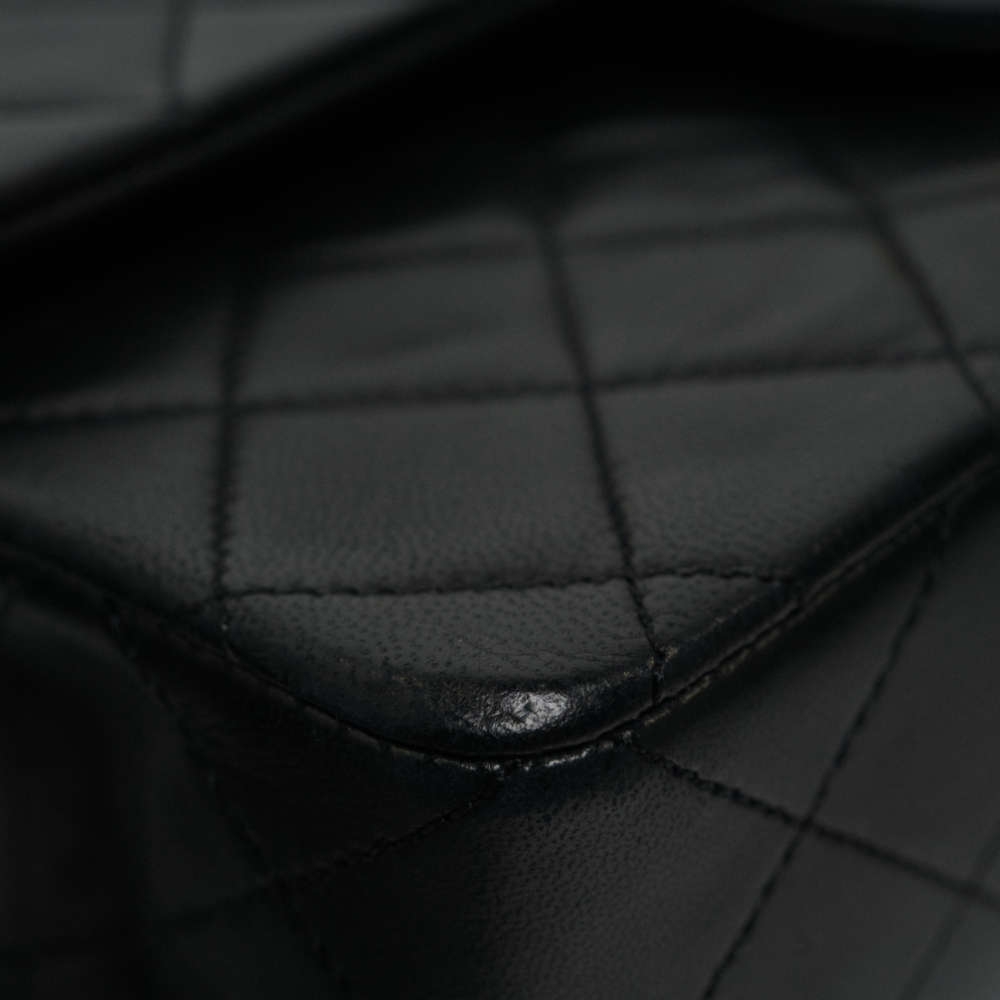 CHANEL-CLASSICHANDBAG-SMALL-BLACK-LAMBSKIN-7864 corner1.jpg