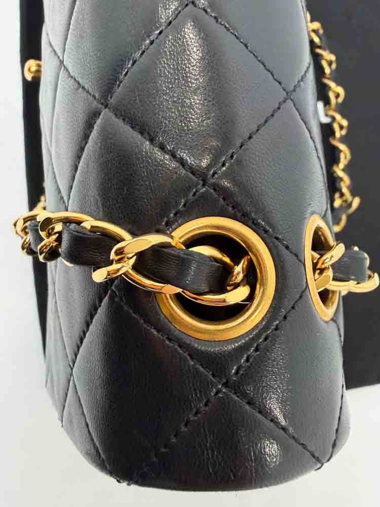 CHANEL-CLASSICHANDBAG-SMALL-BLACK-LAMBSKIN-Photo 11-1-26, 3 49 23 PM.jpg