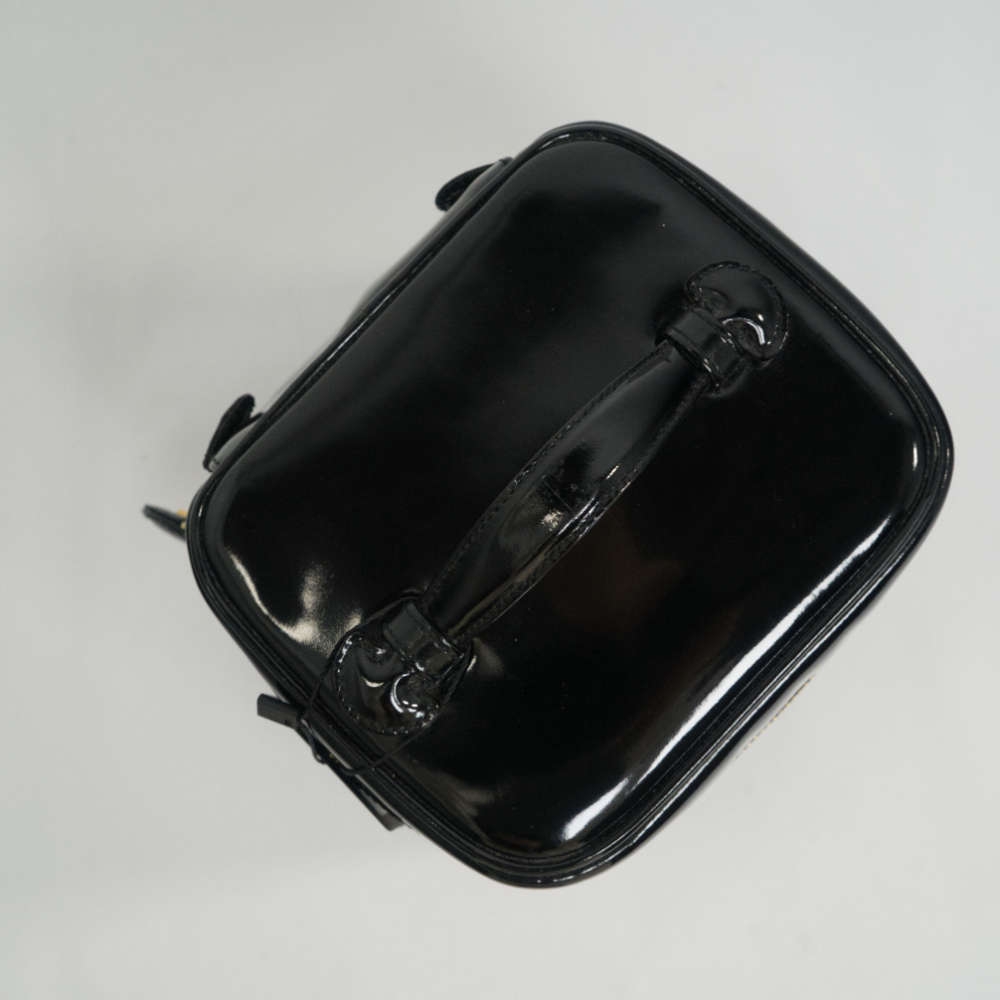 CHANEL-VANITY-LARGE-BLACK-PATENT-7840 topdown.jpg