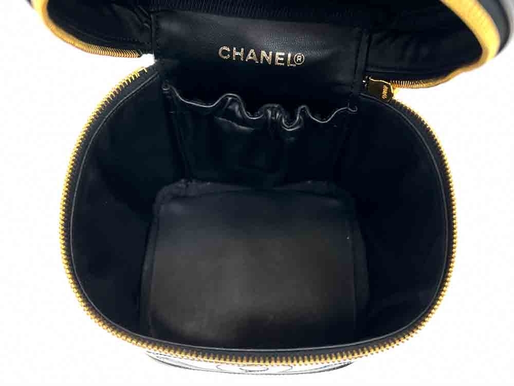 CHANEL-VANITY-LARGE-BLACK-PATENT-IMG_6653_jpg.jpg