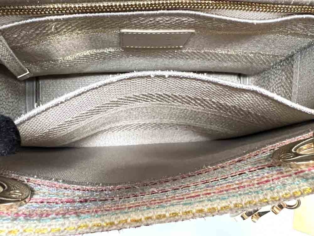 CHRISTIANDIOR-LADYDIOR-MEDIUM-TAUPE-FABRIC-IMG_6869_jpg.jpg