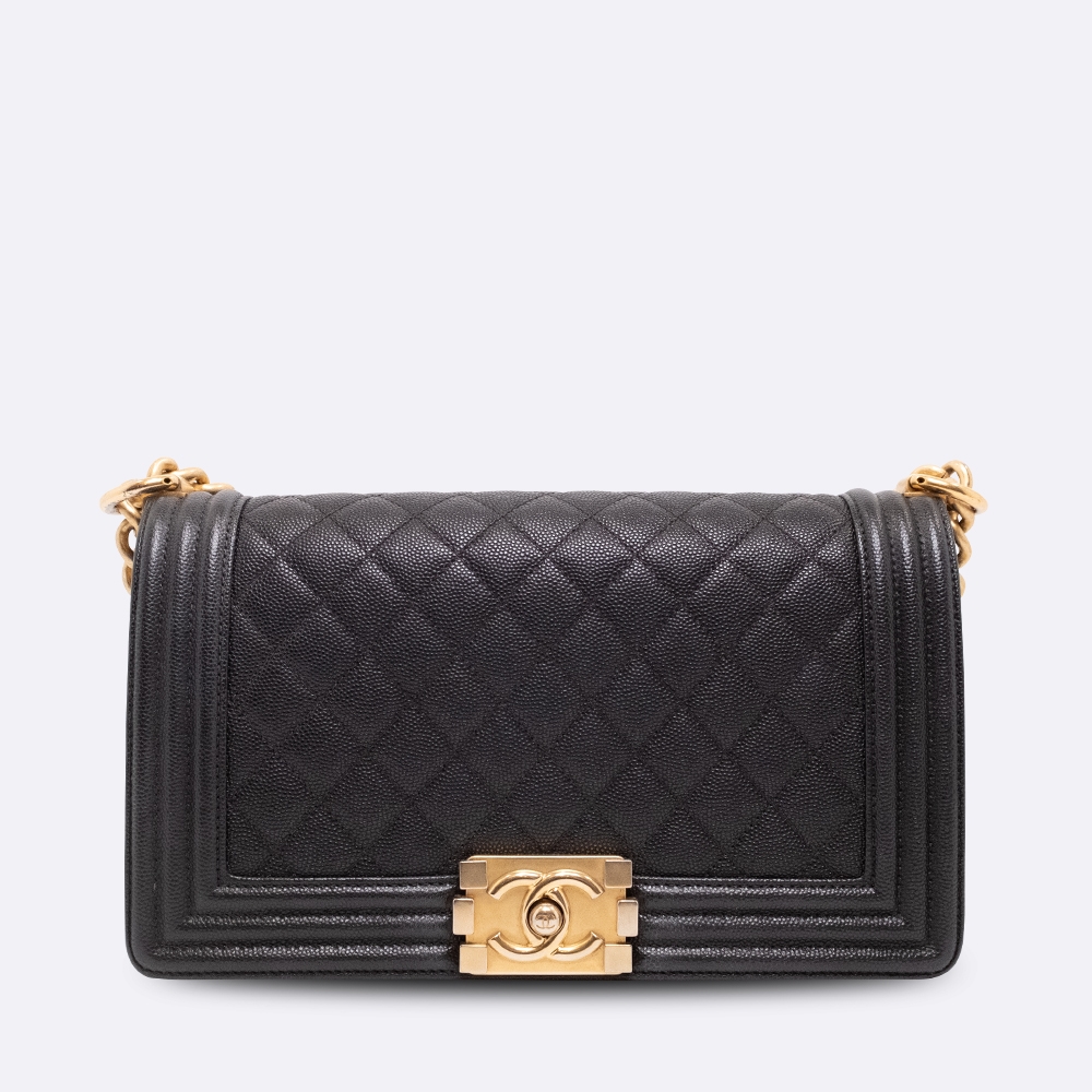 CHANEL-BOYCHANEL-MEDIUM-BLACK-CAVIAR-DSCF0590.jpg