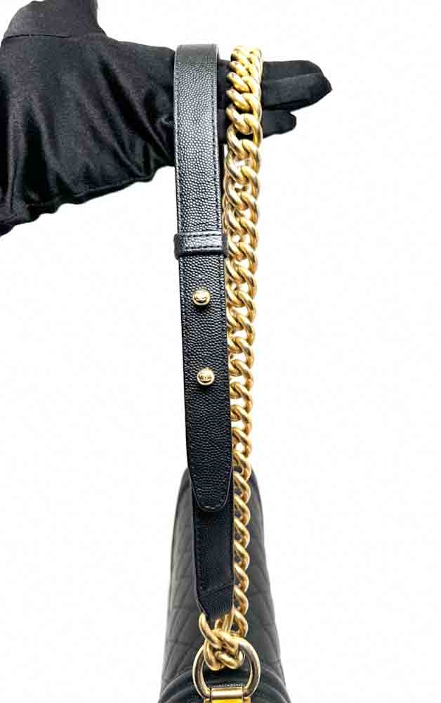 CHANEL-BOYCHANEL-MEDIUM-BLACK-CAVIAR-IMG_8740.jpg