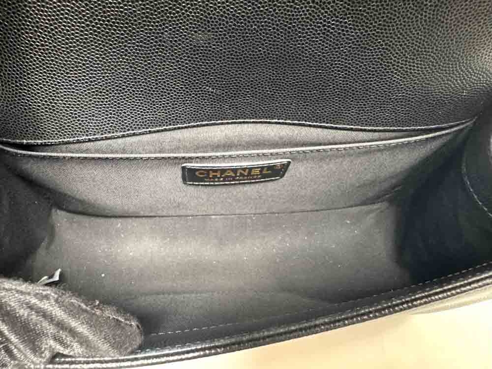 CHANEL-BOYCHANEL-MEDIUM-BLACK-CAVIAR-IMG_8753.jpg