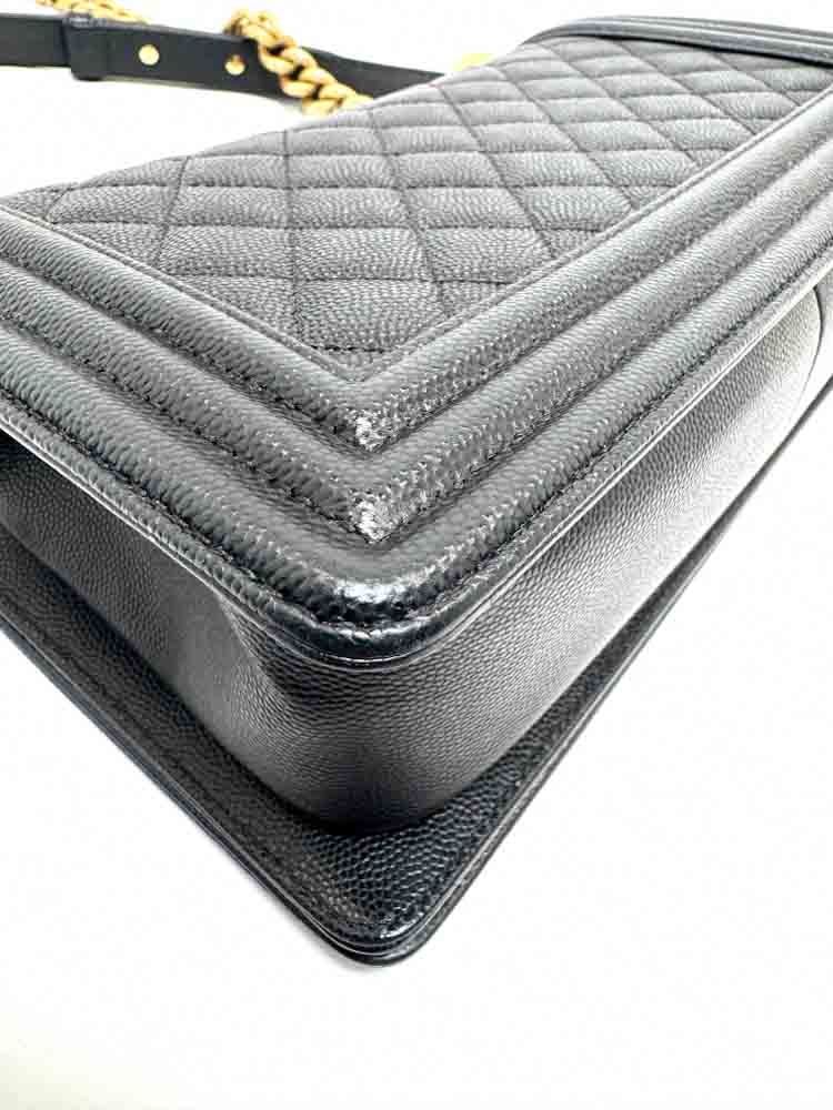 CHANEL-BOYCHANEL-MEDIUM-BLACK-CAVIAR-Photo 7-2-26, 3 01 17 PM (2).jpg