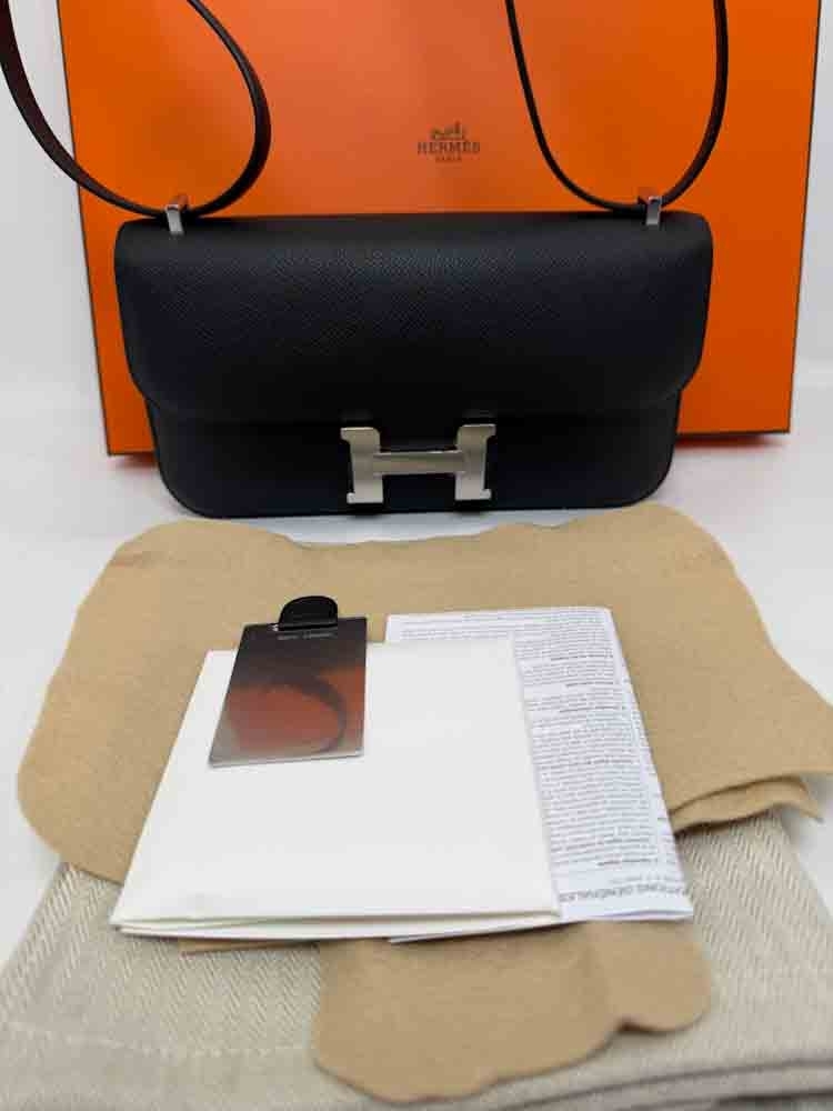 HERMES-CONSTANCEELAN-BLACK-EPSOM-Photo 25-1-26, 3 39 59 PM.jpg