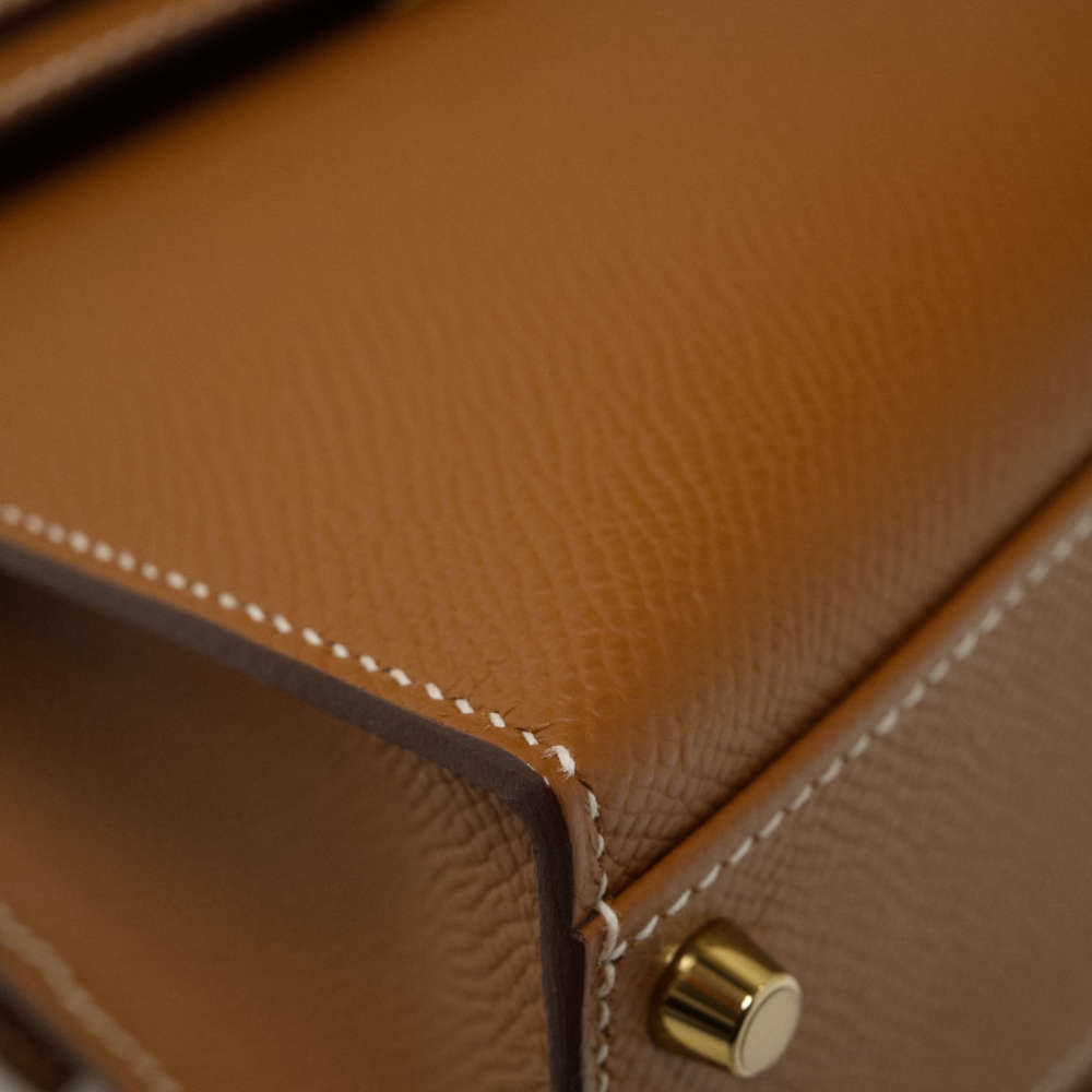 HERMES-KELLYDESORDRE-MINI-GOLD-EPSOM-8119 corner1.jpg