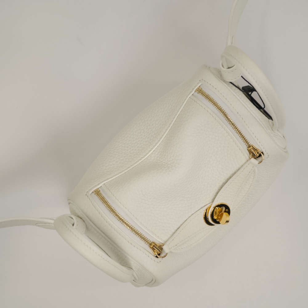 HERMES-LINDY-MINI-NEWWHITE-CLEMENCE-8098 topdown.jpg