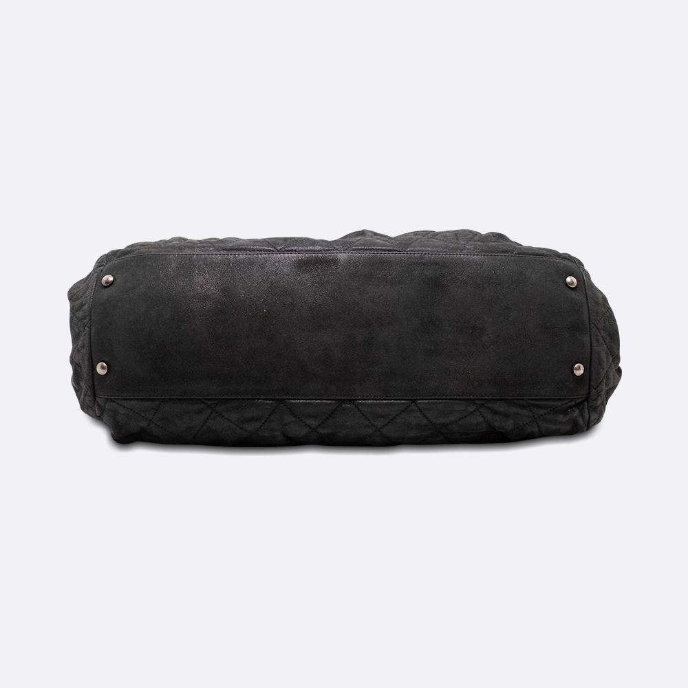 CHANEL-BOWLINGBAG-BLACK-IRIDESCENTCALFSKIN-DSCF0277.jpg