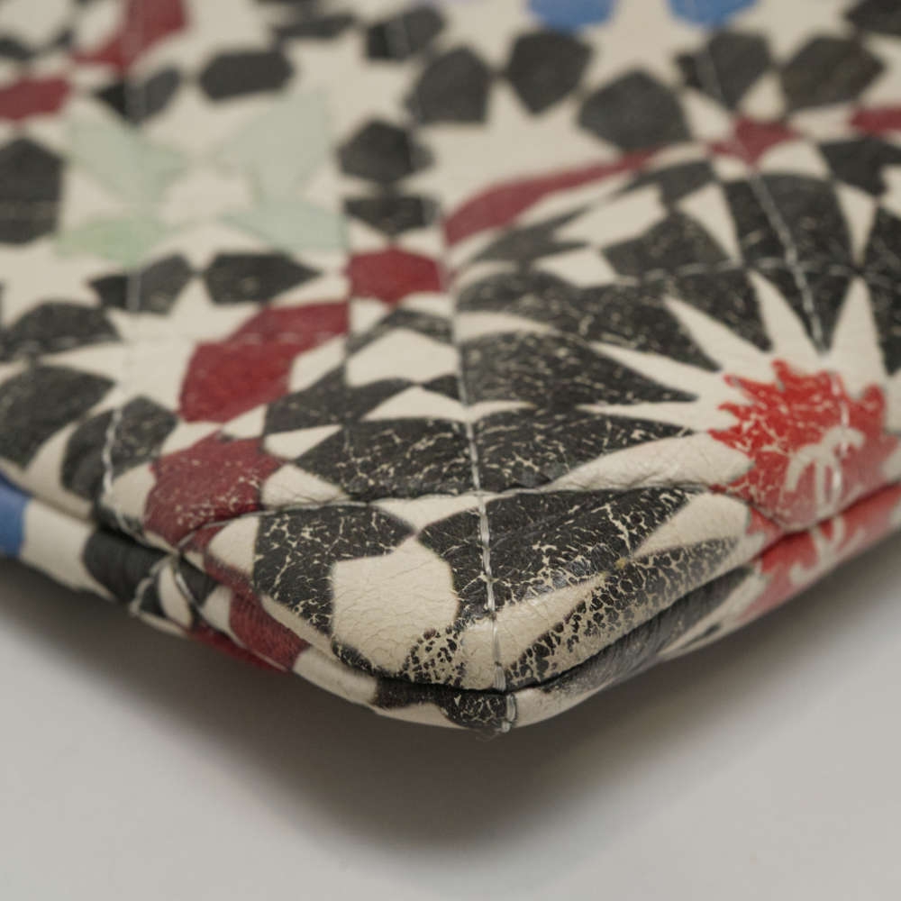 CHANEL-CLUTCH-MULTICOLOR-LAMBSKIN-8194 corner1.jpg