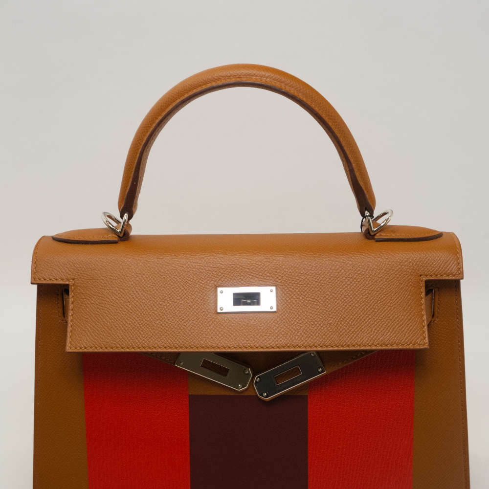 HERMES-KELLYLETTRE-28-GOLD-EPSOM-8101 flap.jpg