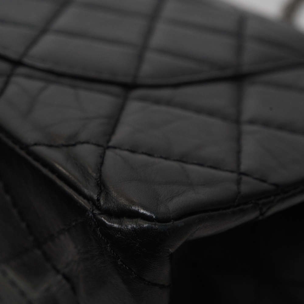 CHANEL-2.55REISSUE227-BLACK-AGEDCALFSKIN-8290 corner4.jpg