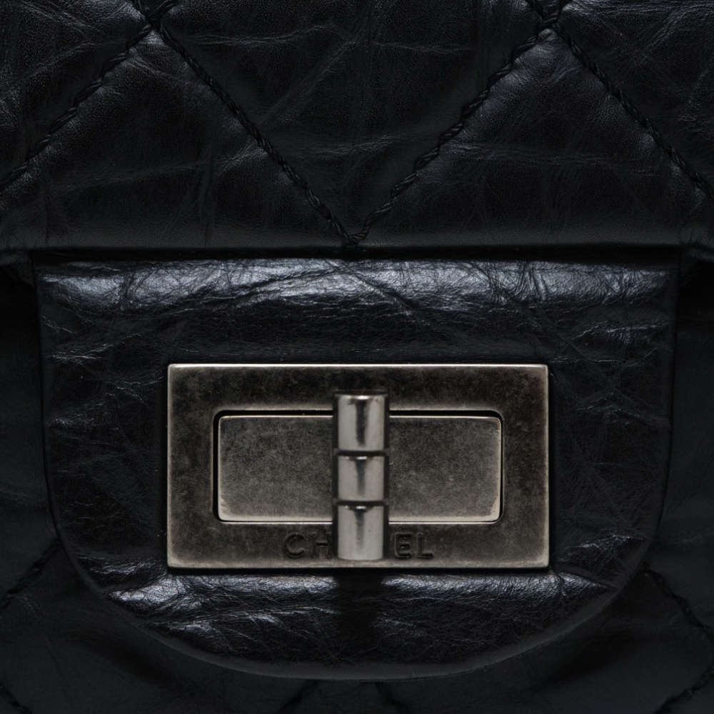 CHANEL-2.55REISSUE227-BLACK-AGEDCALFSKIN-8290 hw.jpg