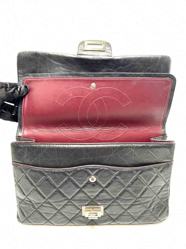 CHANEL-2.55REISSUE227-BLACK-AGEDCALFSKIN-IMG_2002.jpg
