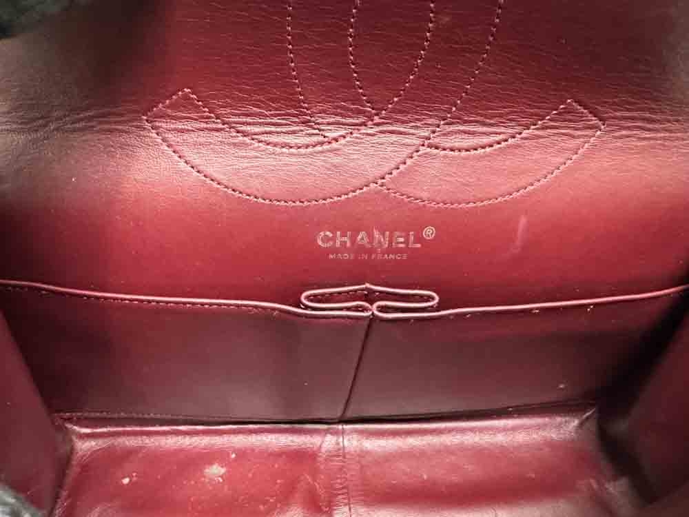 CHANEL-2.55REISSUE227-BLACK-AGEDCALFSKIN-IMG_2012.jpg