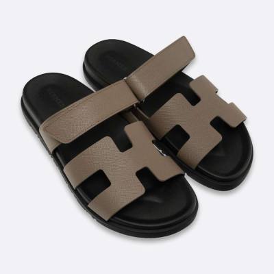 HERMES CHYPRE SANDALS EU 38 ETOUPE EPSOM