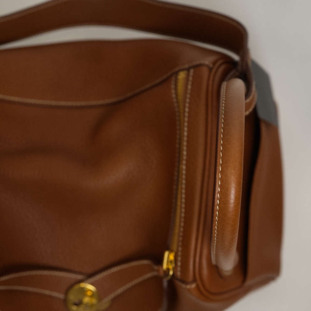 HERMES-LINDY-30-GOLD-CLEMENCE-8270 handle2.jpg