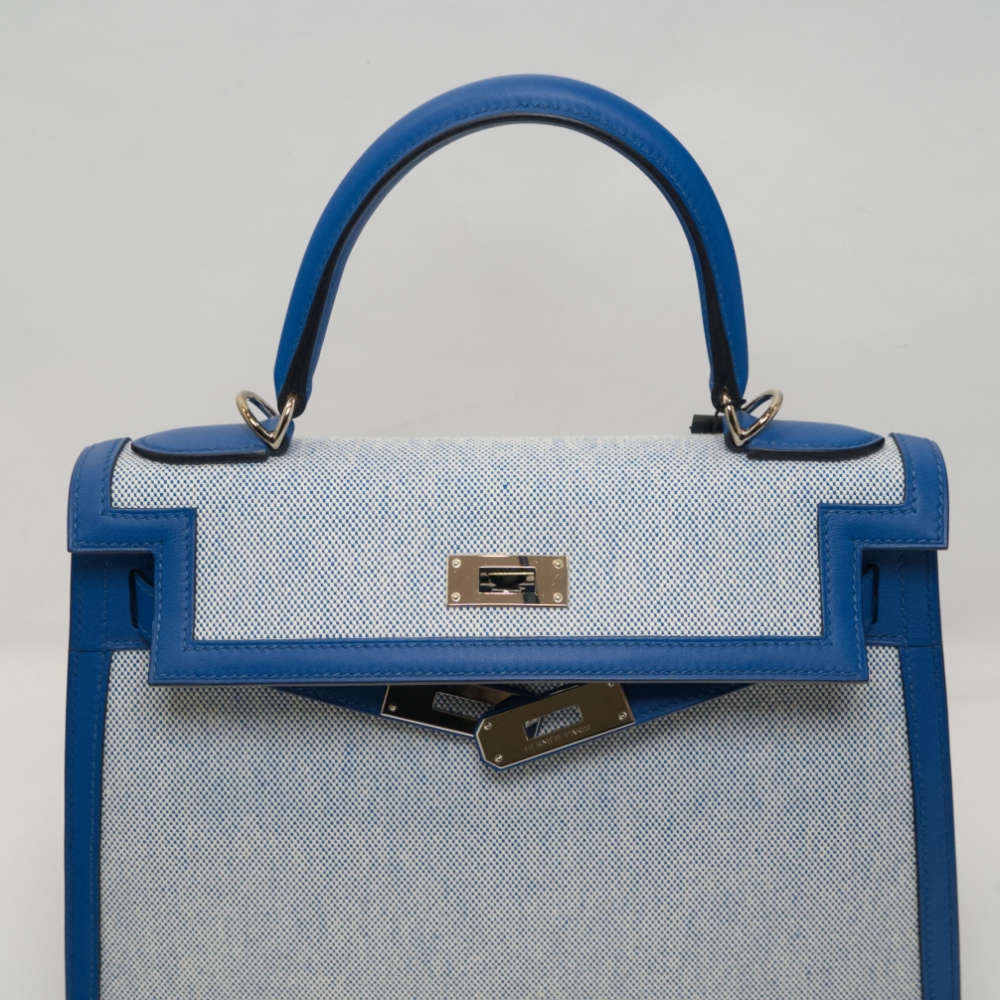 HERMES-KELLYSELLIER-28-BLEUFRANCE-SWIFT,TOILE-8362 flap.jpg