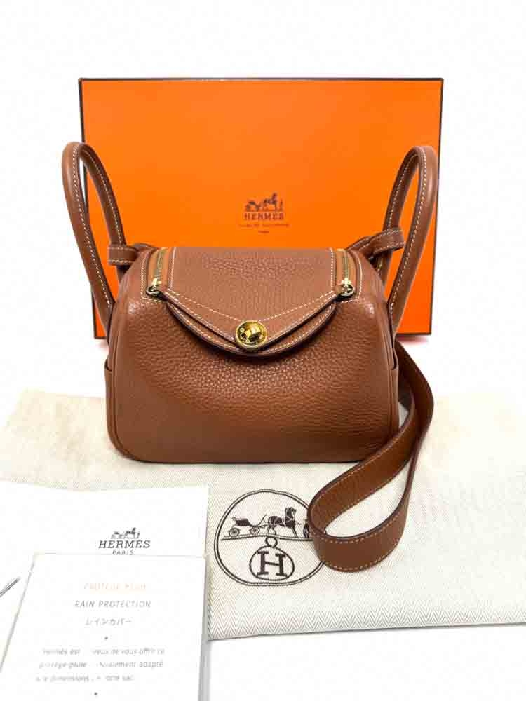HERMES-LINDY-MINI-GOLD-CLEMENCE-IMG_5551.jpg