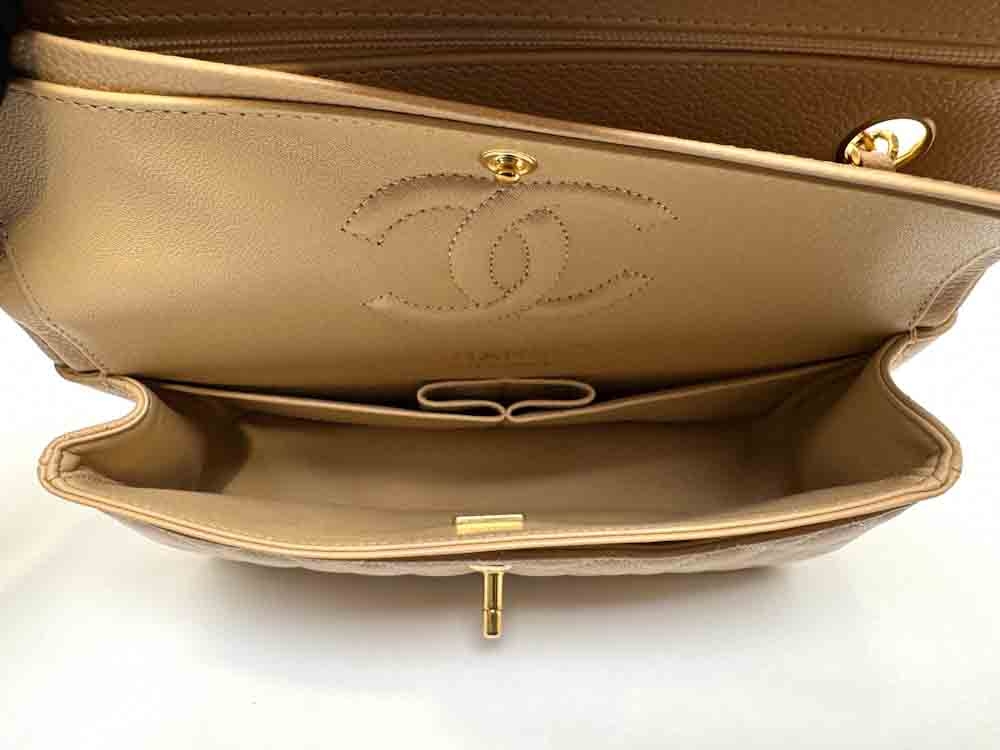 CHANEL-CLASSICHANDBAG-SMALL-BEIGE-CAVIAR-IMG_9403.jpg