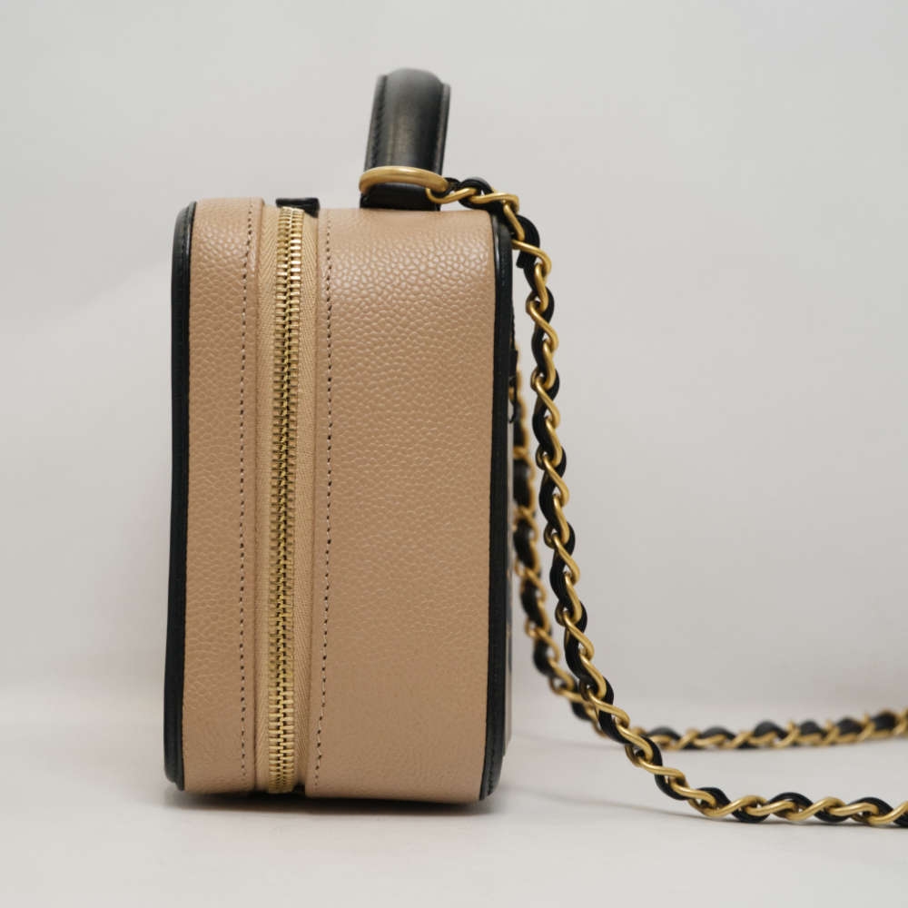 CHANEL-FILIGREEVANITY-MEDIUM-BEIGE-CAVIAR-8425 side2.jpg