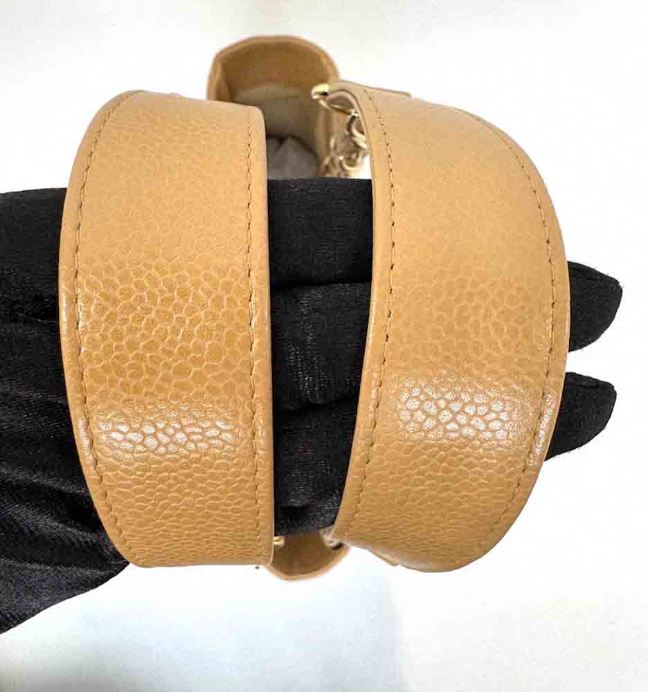 CHANEL-PSTPETITESHOPPINGTOTE-24-BEIGE-CAVIAR-IMG_7445.jpg