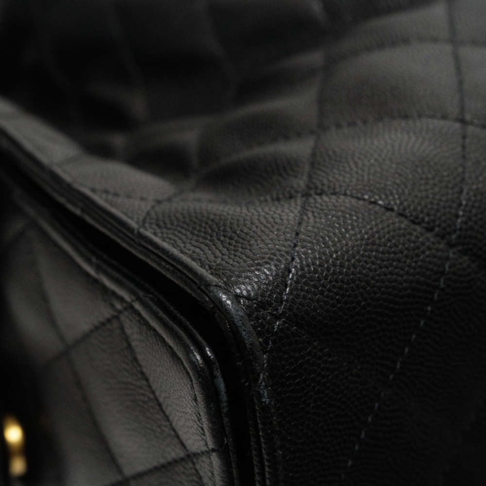 CHANEL-CHANEL25-MEDIUM-BLACK-CAVIAR-8451 corner3.jpg