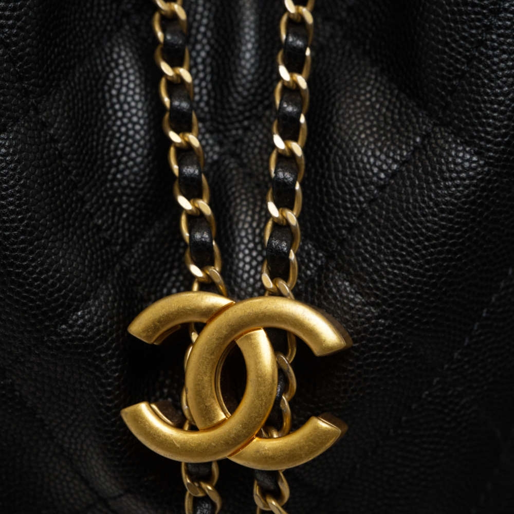 CHANEL-CHANEL25-MEDIUM-BLACK-CAVIAR-8451 hw3.jpg