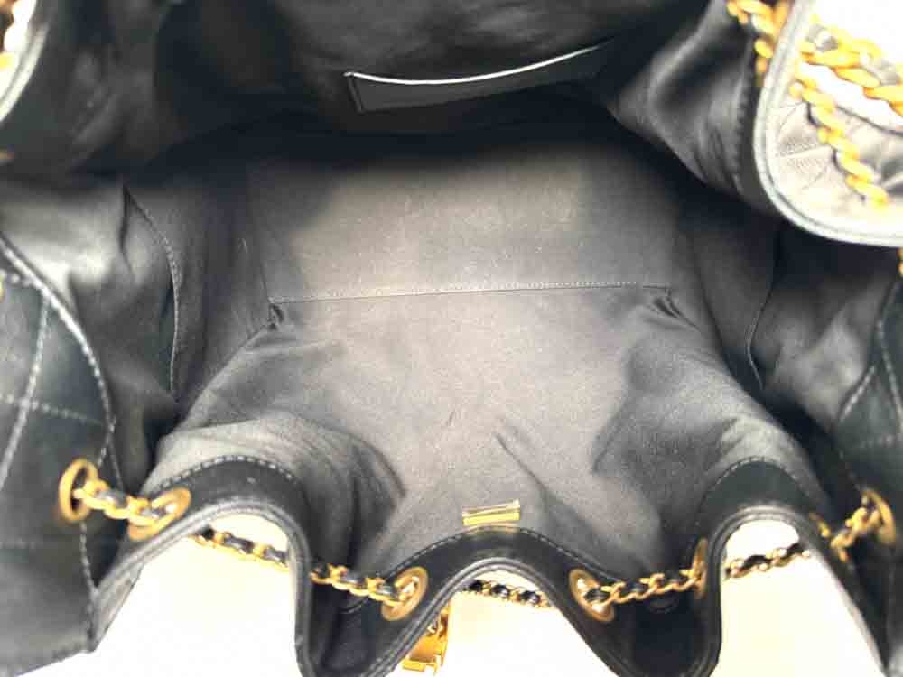 CHANEL-CHANEL25-MEDIUM-BLACK-CAVIAR-IMG_0764.jpg