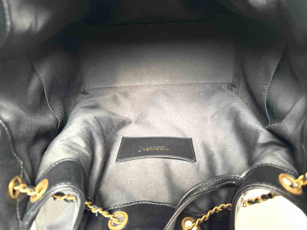 CHANEL-CHANEL25-MEDIUM-BLACK-CAVIAR-IMG_0765.jpg