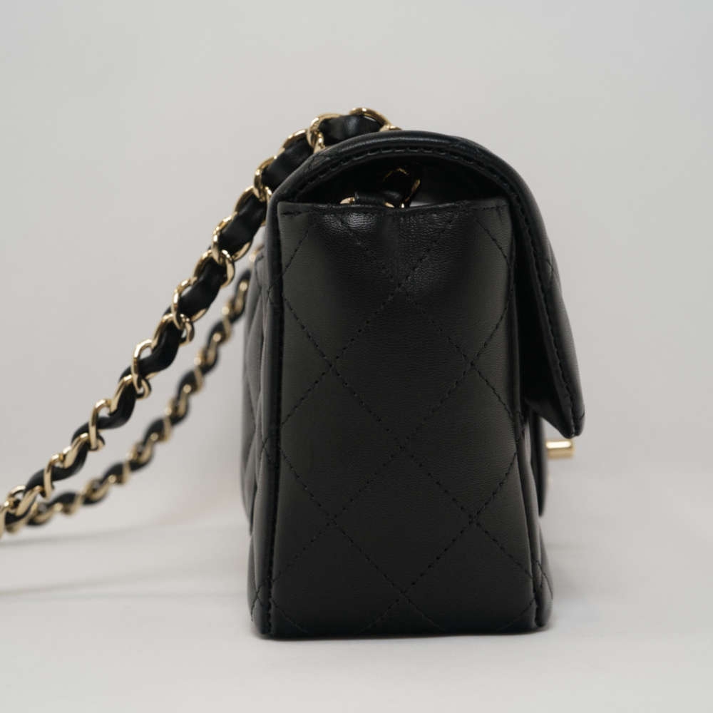 CHANEL-CLASSICHANDBAG-MINI-BLACK-LAMBSKIN-8473 side.jpg