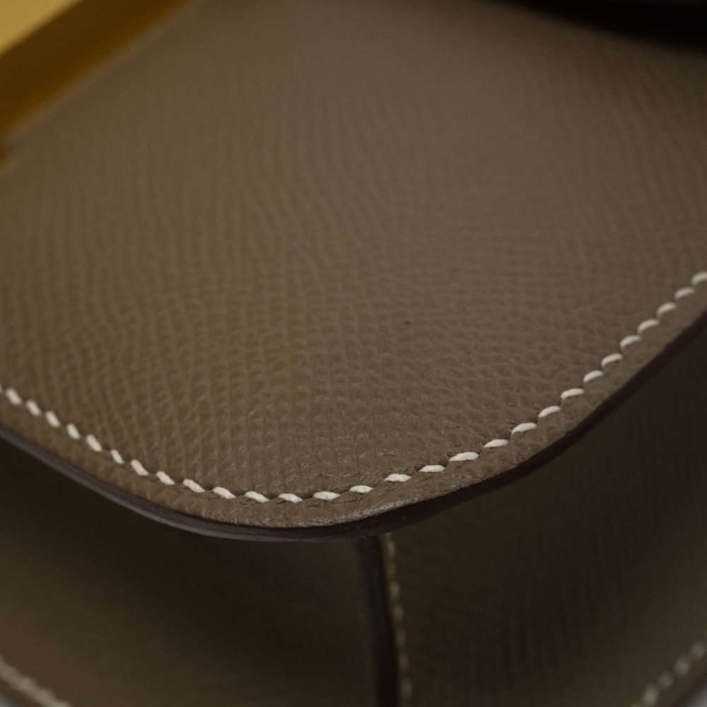 HERMES-CONSTANCEMIRROR-1-24-ETOUPE-EPSOM-8450 corner2.jpg